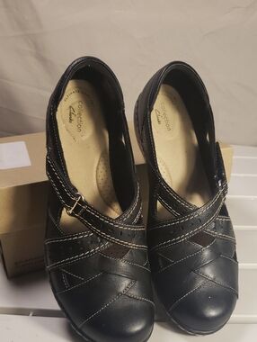 Clarks Black Leather Cross-Strap Mary Jane Flats
